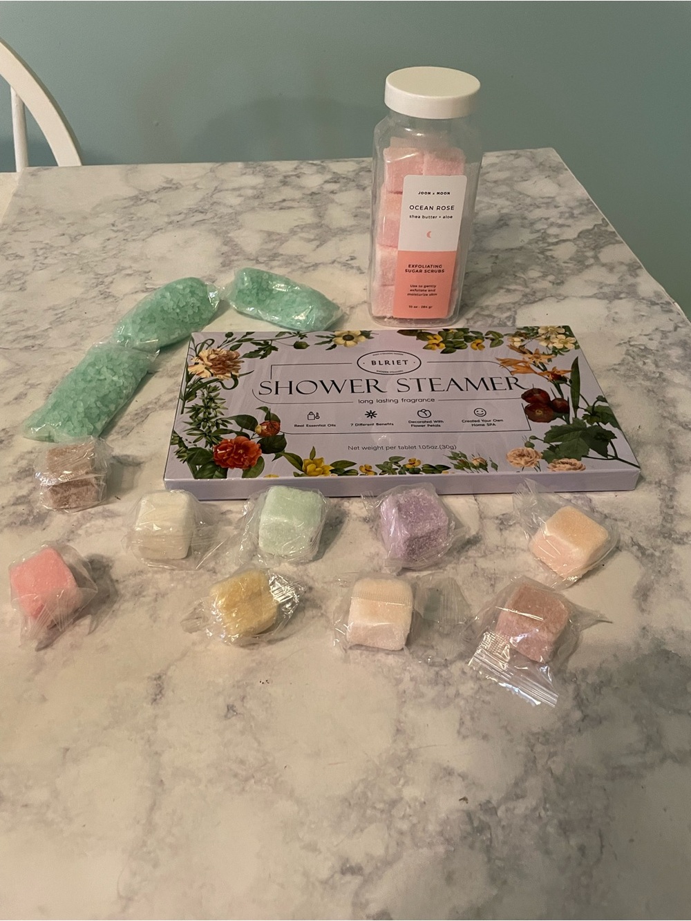 Joon x Moon Sugar Scrub cubes, Gilchrist & Soames bath crystals,
Shower Steamers